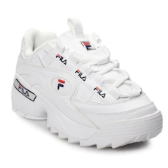 Filas - Picture 1 of 2